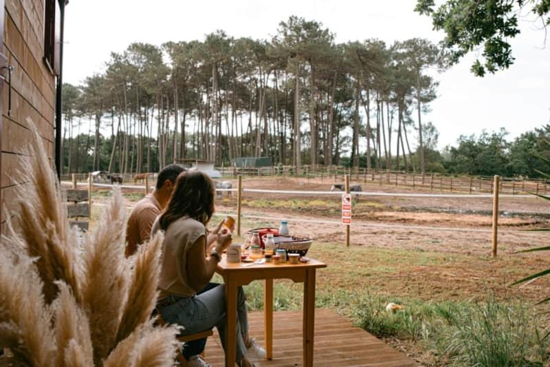 Roulottes Cocooning Au Coeur Des Landes Hotel Mees Exterior photo