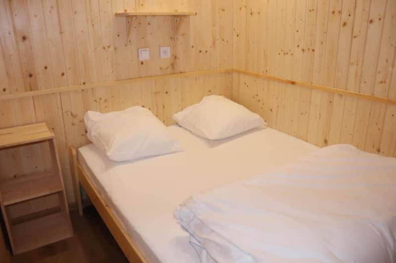 Roulottes Cocooning Au Coeur Des Landes Hotel Mees Exterior photo